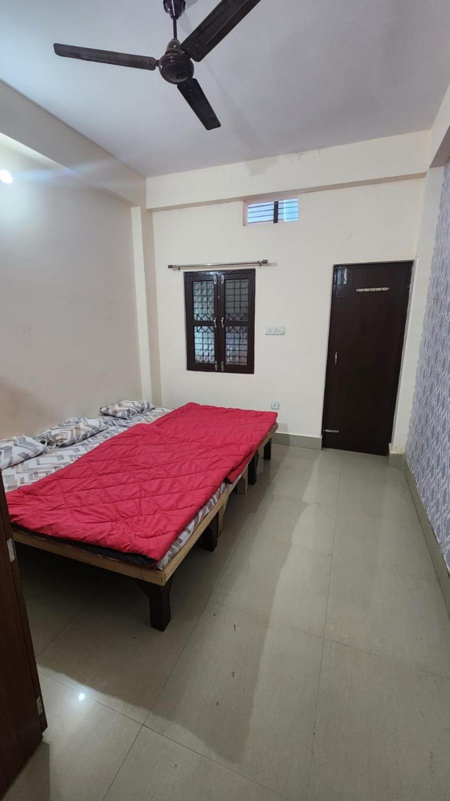 ורנאסי Banaras Gully House 500 Ft From The Ghats מראה חיצוני תמונה