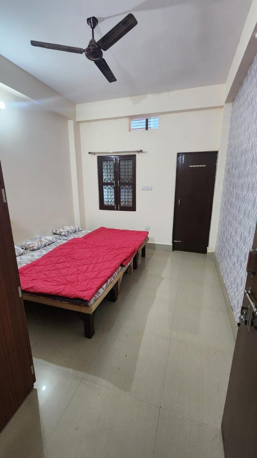 ורנאסי Banaras Gully House 500 Ft From The Ghats מראה חיצוני תמונה